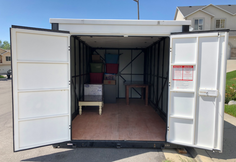 Open storage unit with lots of space